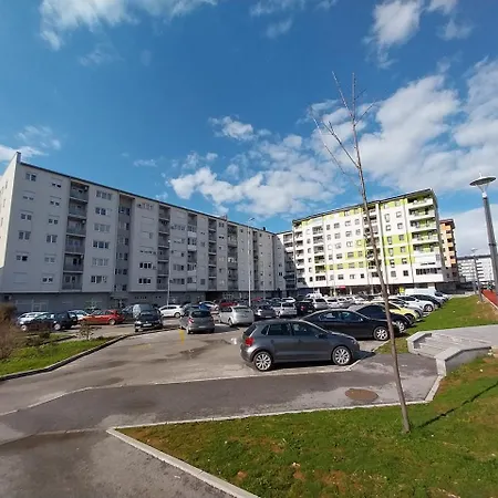 In Lukavica Апартаменты Donje Mladice