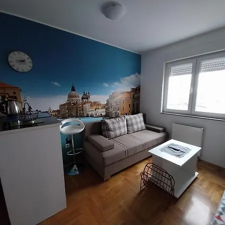 In Lukavica Apartment Donje Mladice